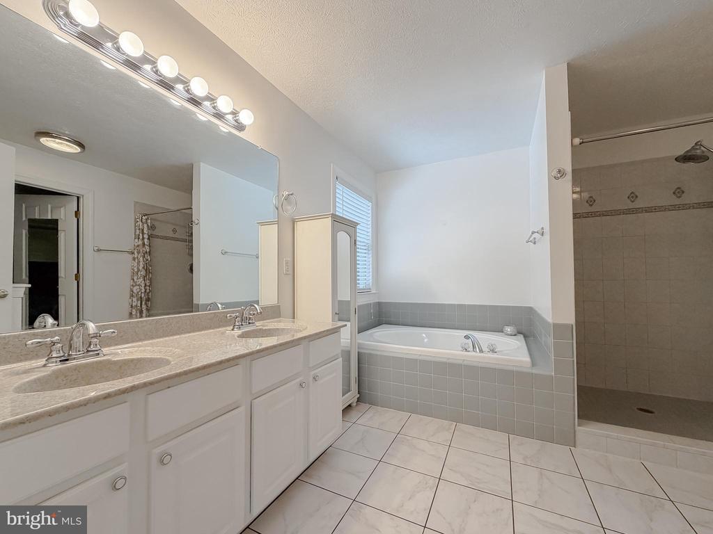 46480 HILTON RIDGE DRIVE