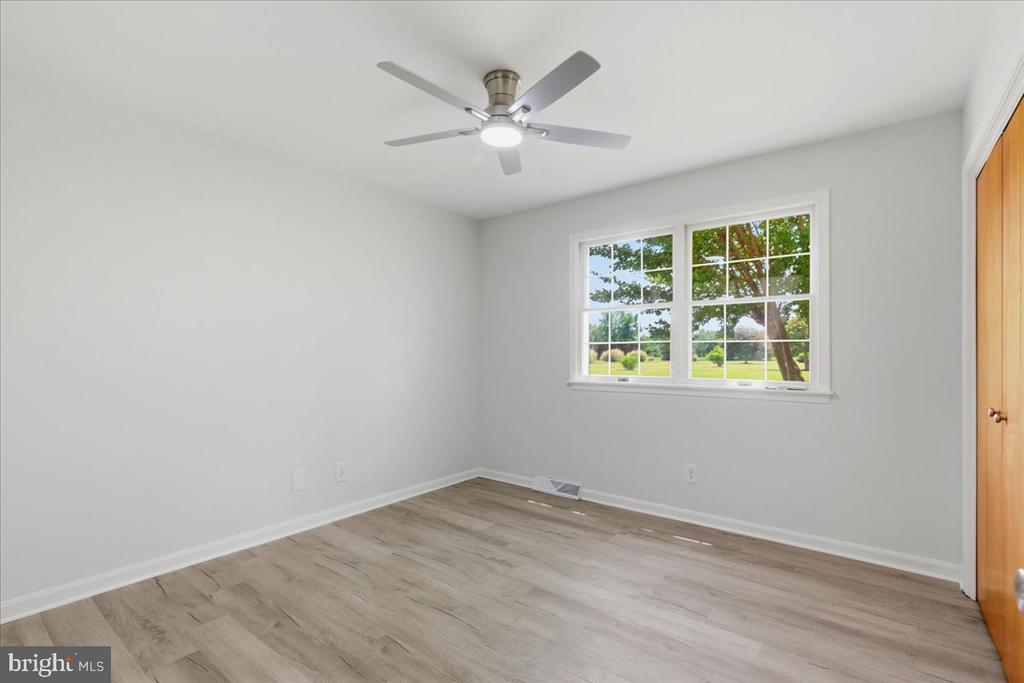 17041 CIRCLE LANE