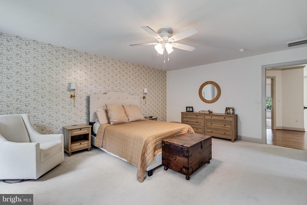 46461 PORTO BELLO COURT