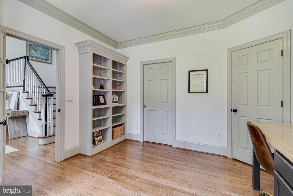46461 PORTO BELLO COURT
