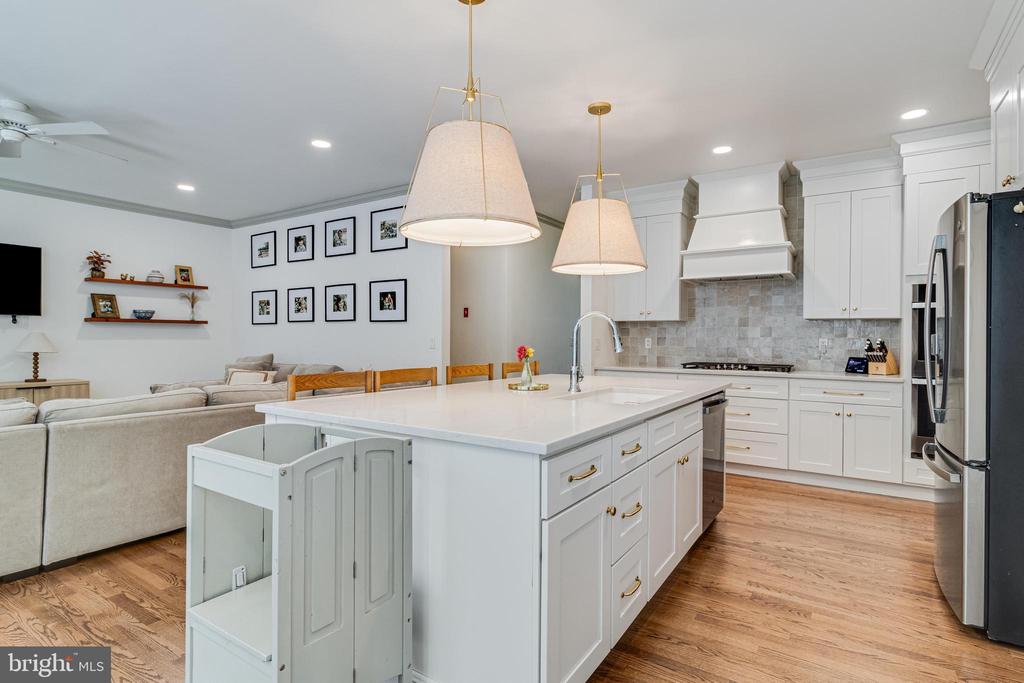 46461 PORTO BELLO COURT