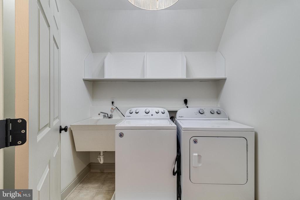 46461 PORTO BELLO COURT