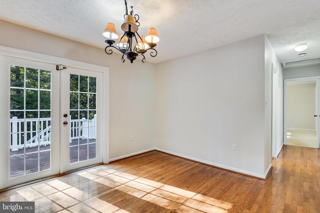 26875 REDGATE DRIVE