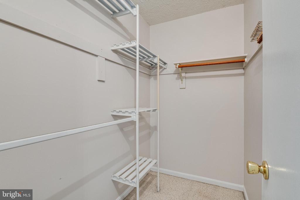 26875 REDGATE DRIVE