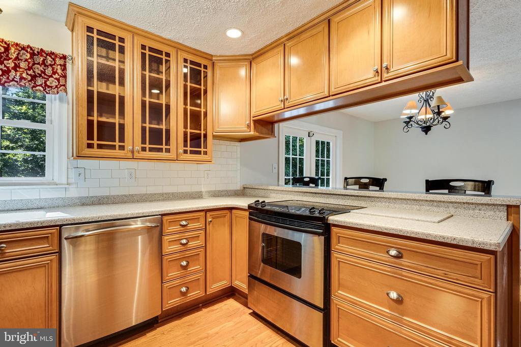 26875 REDGATE DRIVE