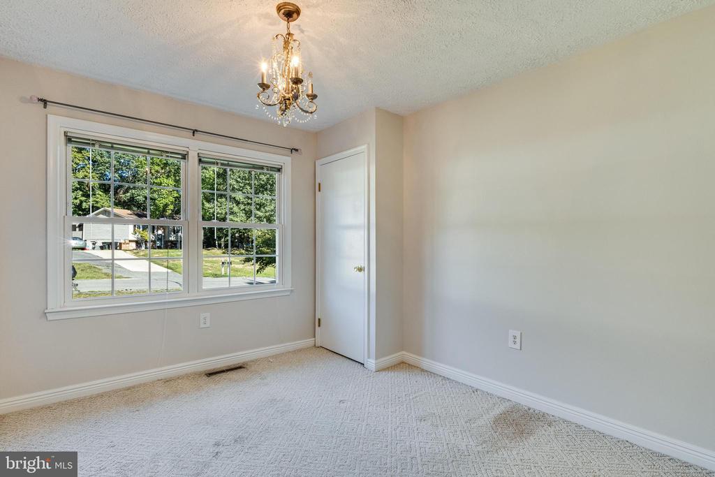 26875 REDGATE DRIVE
