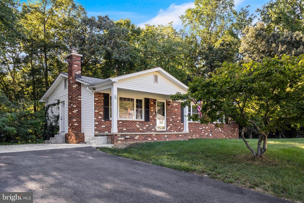 26875 REDGATE DRIVE