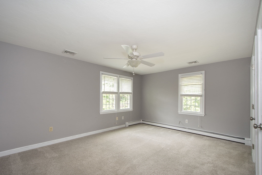 15 Phillips Brook Circle