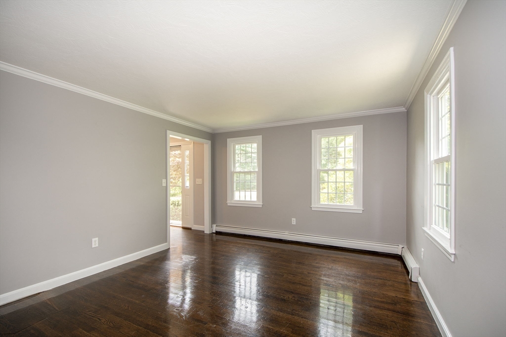 15 Phillips Brook Circle