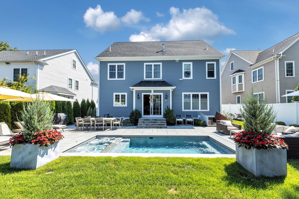 90 Crosstown Ave