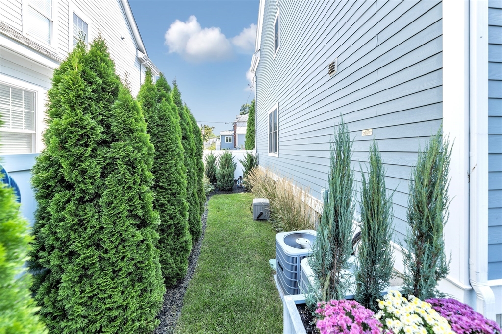 90 Crosstown Ave