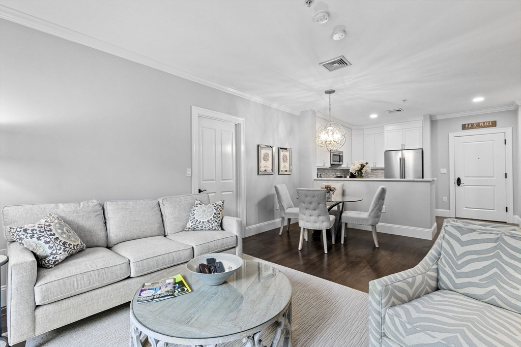 59 Walpole St # 116