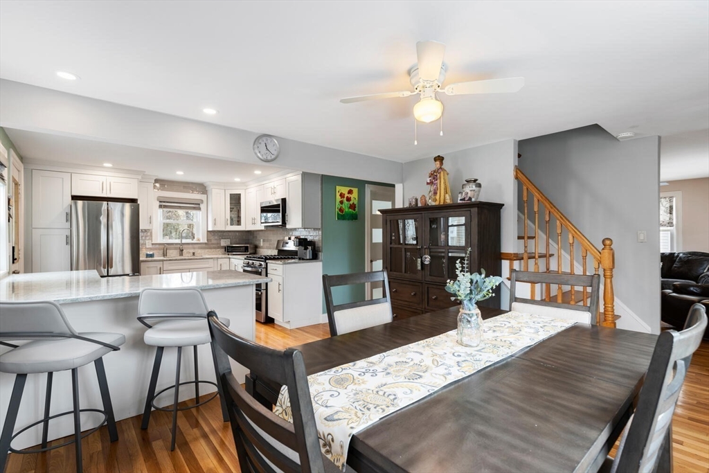 17 Barker Rd