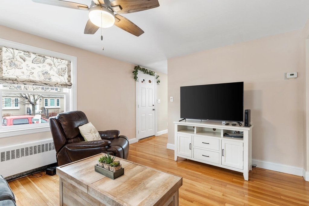 17 Barker Rd