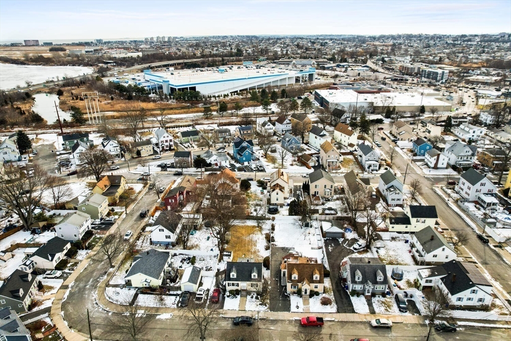 17 Barker Rd