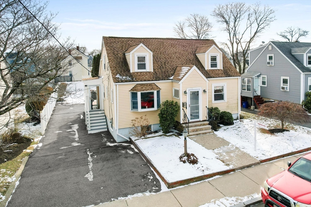 17 Barker Rd