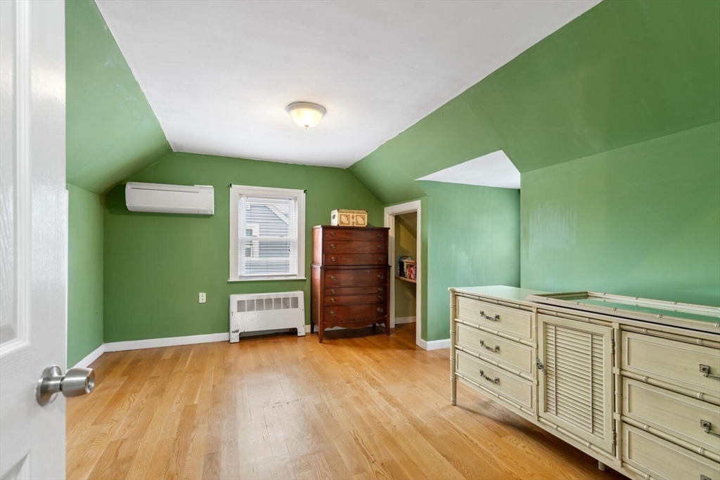 17 Barker Rd