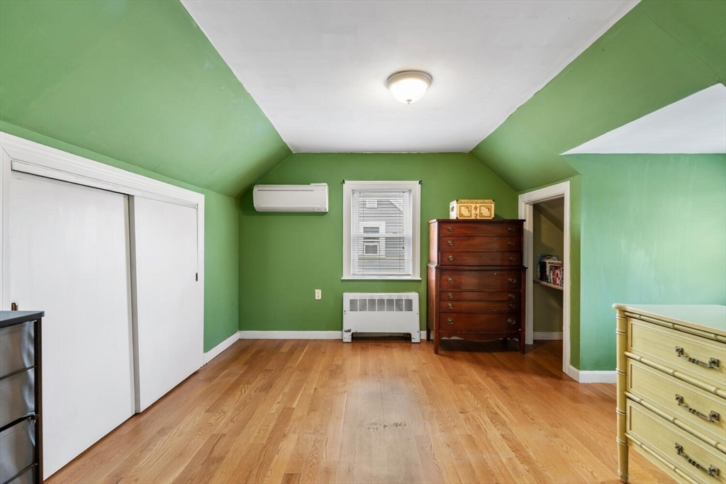17 Barker Rd