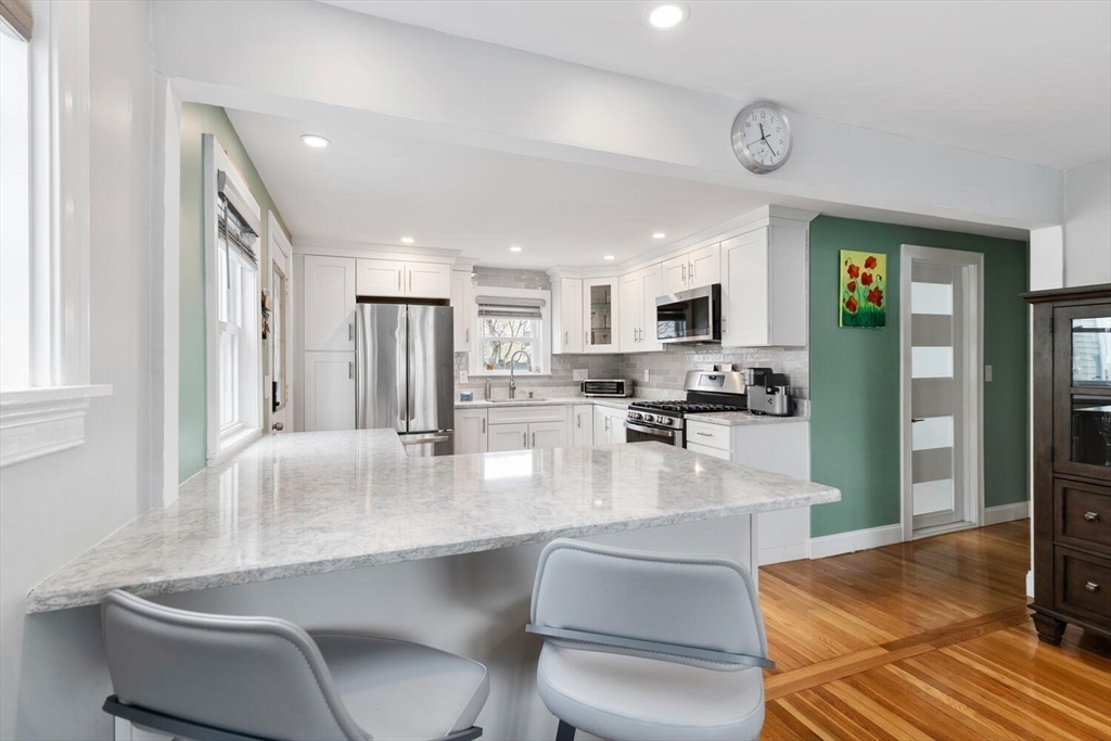 17 Barker Rd