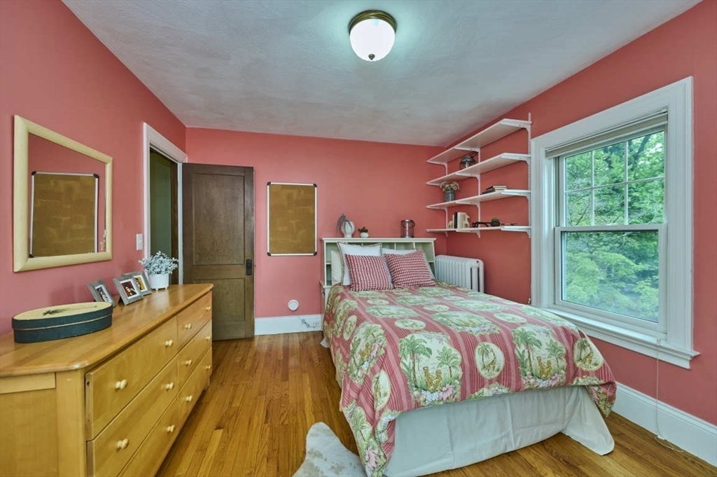 217 Plymouth Rd
