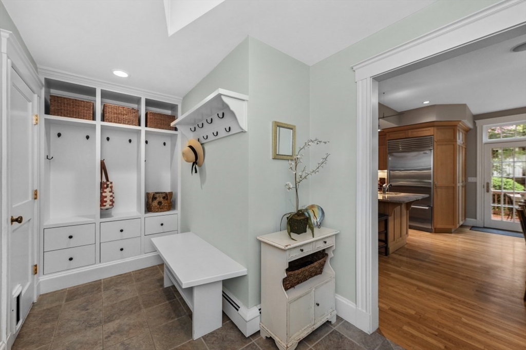 217 Plymouth Rd