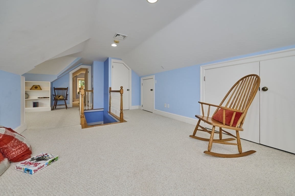 217 Plymouth Rd