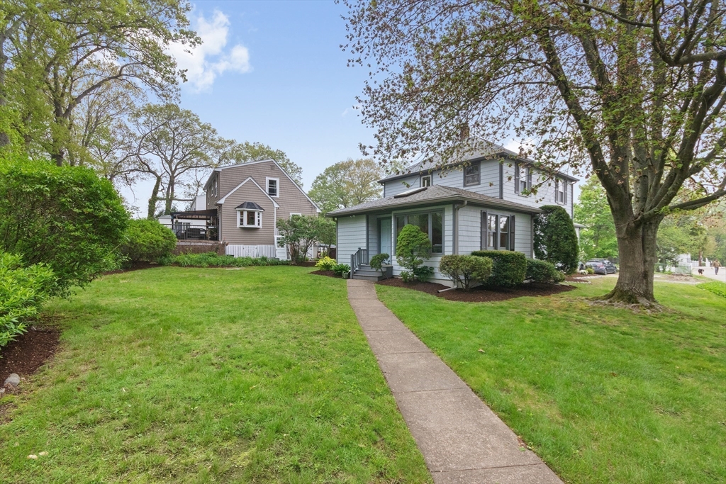 27 Locust St