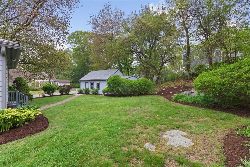27 Locust St