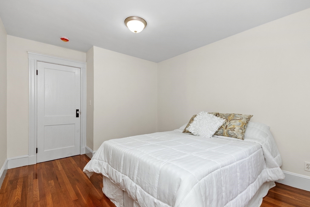 27 Locust St