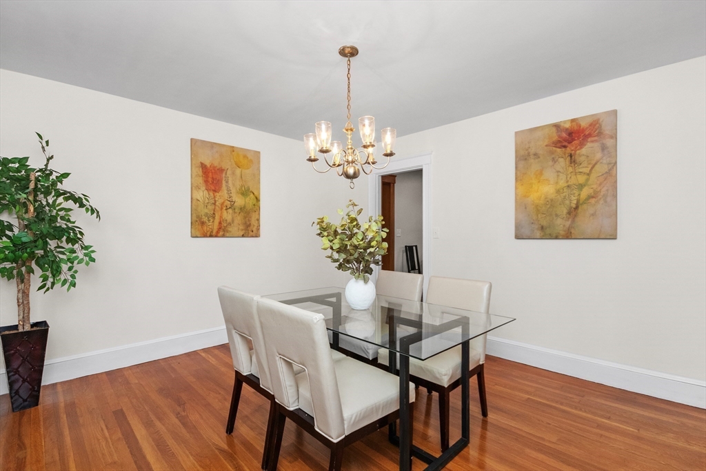 27 Locust St