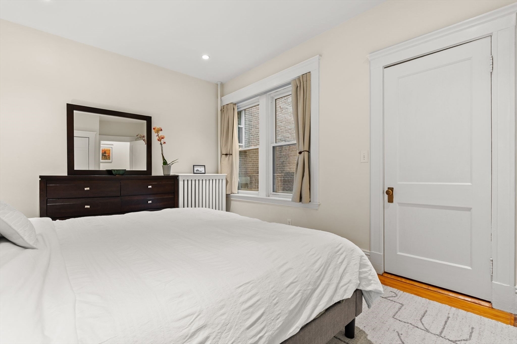 183 Babcock Street # 1