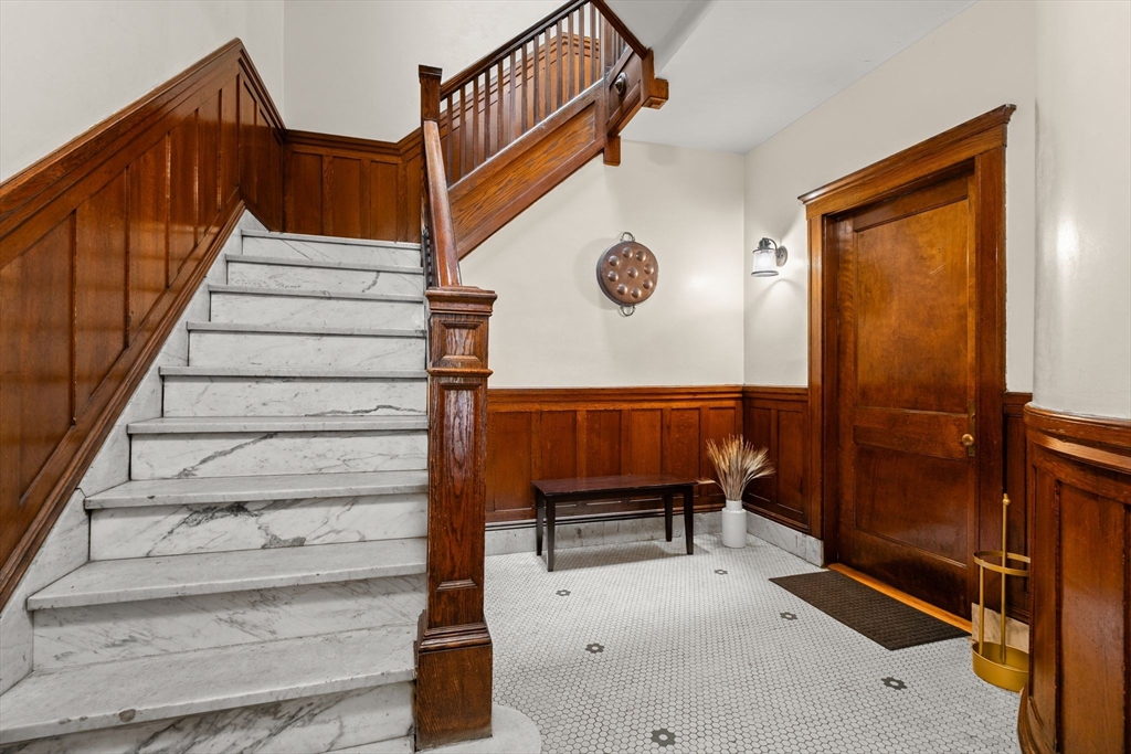 183 Babcock Street # 1