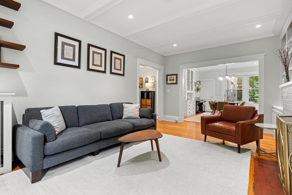 183 Babcock Street # 1