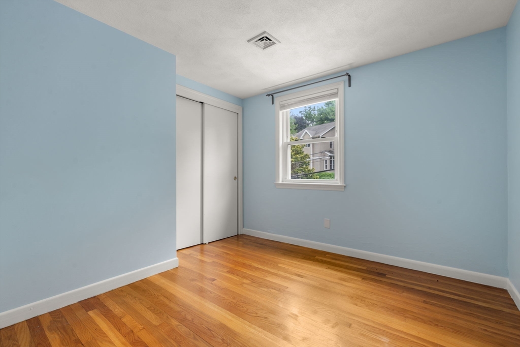 37-39 Thurston Rd # 1