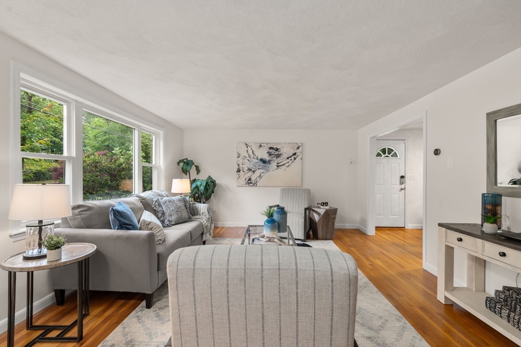 37-39 Thurston Rd # 1