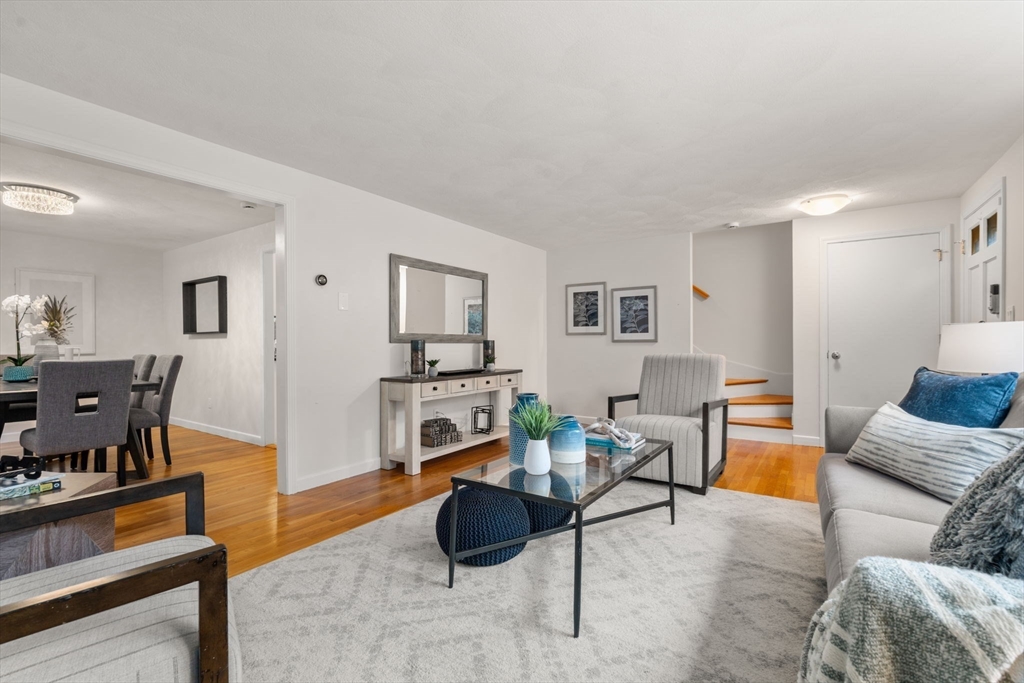 37-39 Thurston Rd # 1