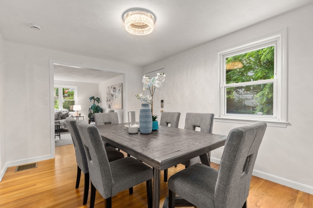 37-39 Thurston Rd # 1