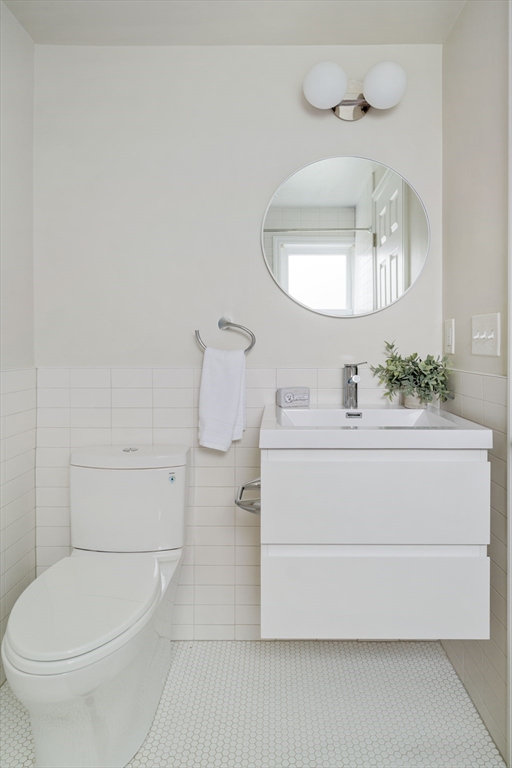 11 Frost Street # 11