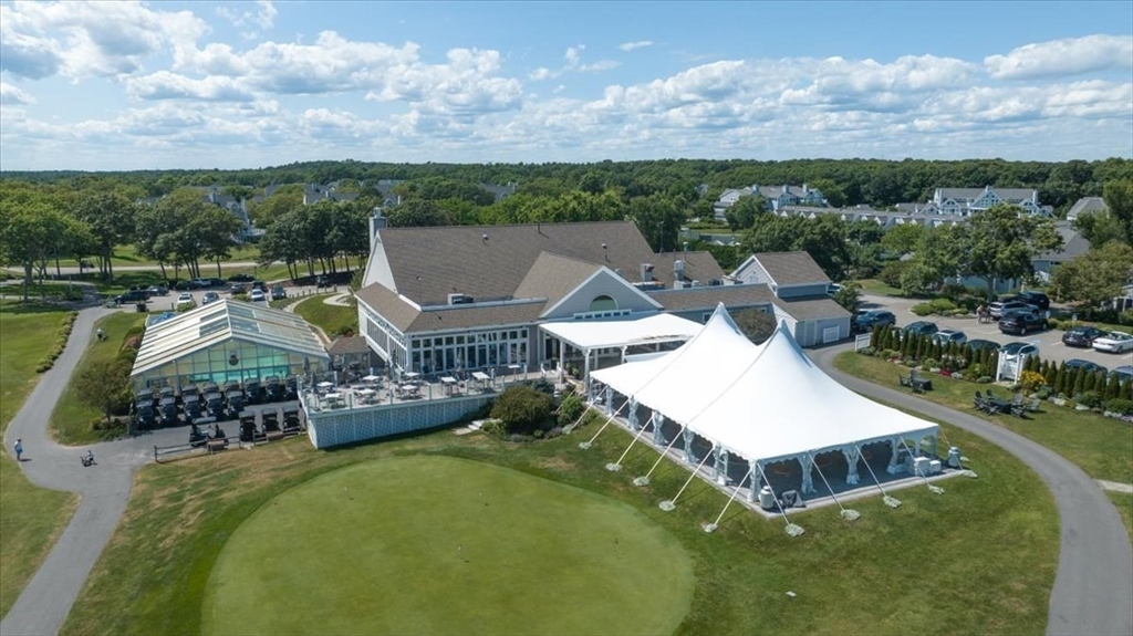 539 White Cliff Dr. Unit: End