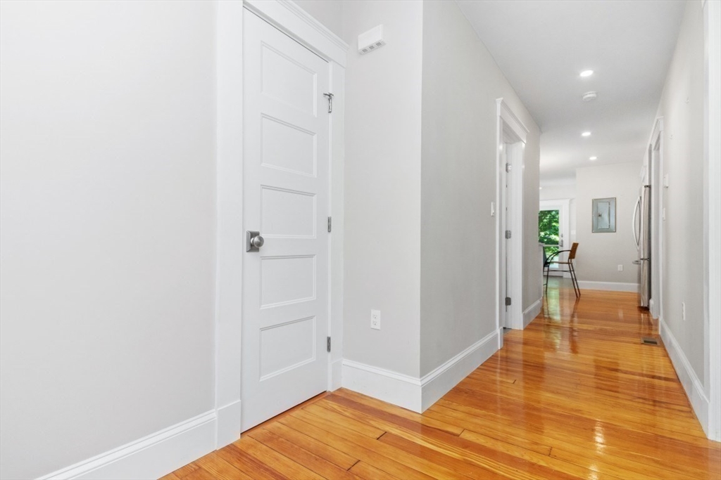 41 Elliot St # 1