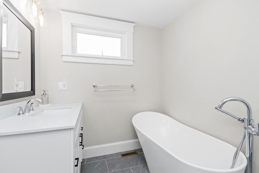 41 Elliot St # 1