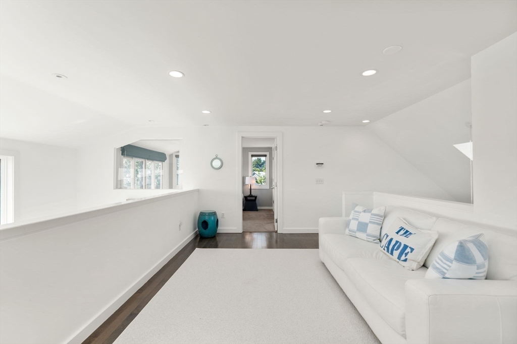 18 Rachel Rd