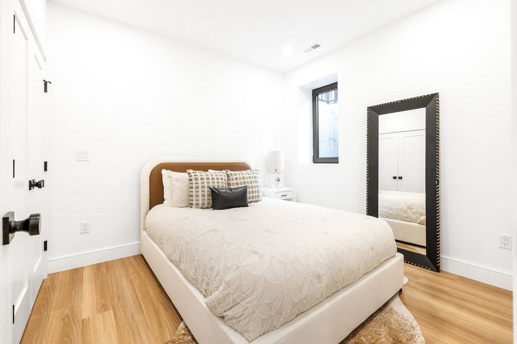 1597 Centre St. Unit: Front
