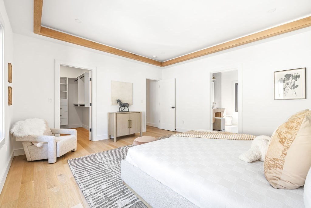 1597 Centre St. Unit: Front