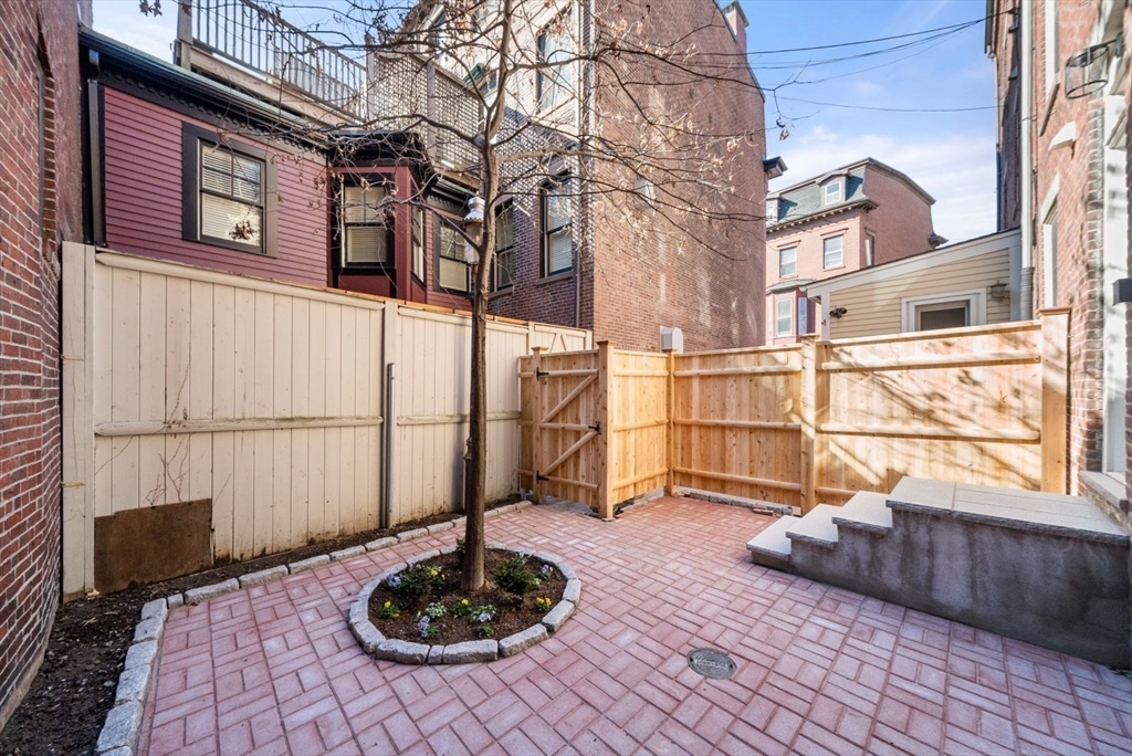 30 Harvard Street