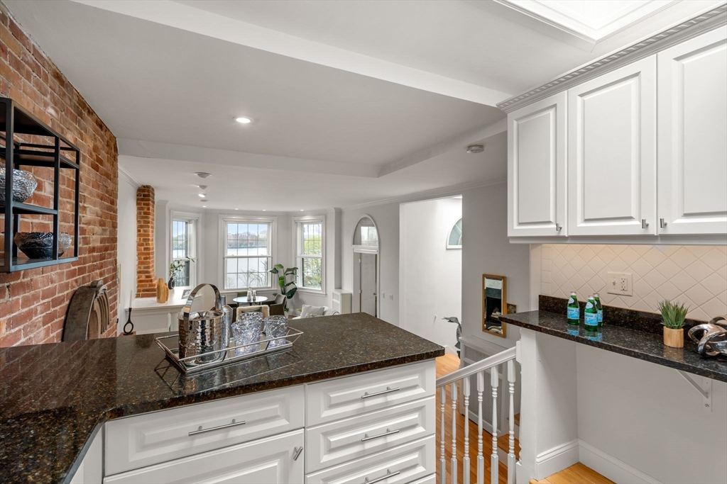 37 Bay State Rd # 6