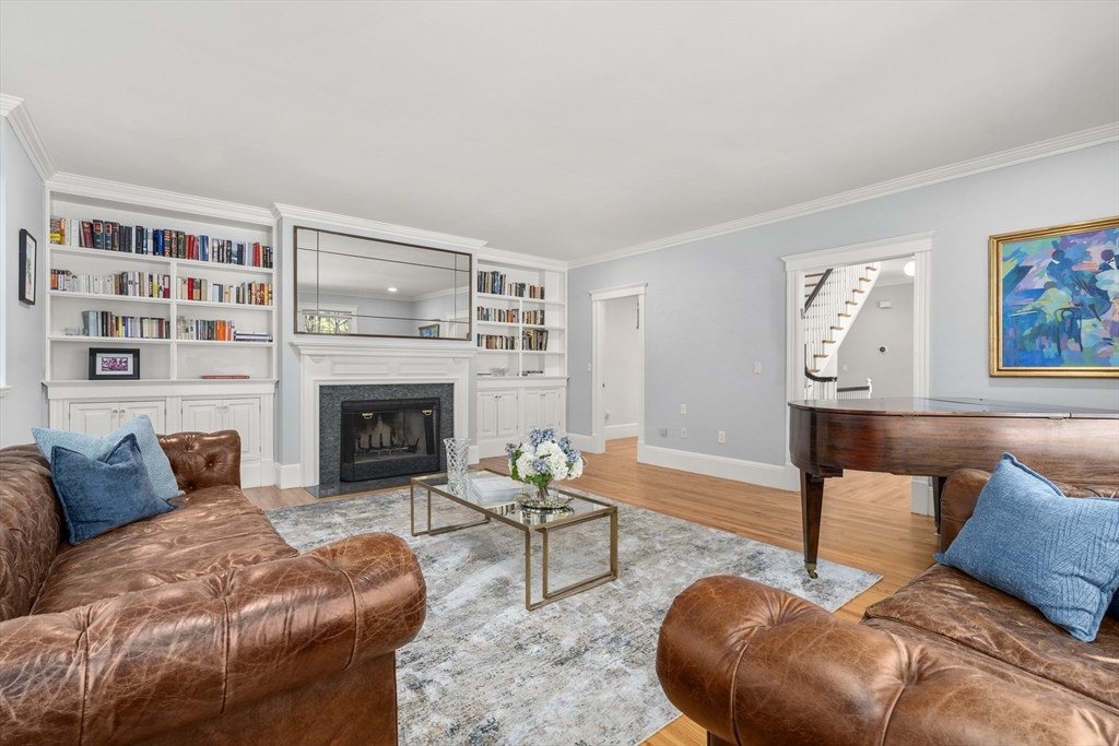 110 Avalon Rd