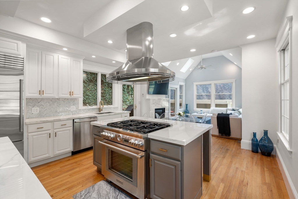 110 Avalon Rd