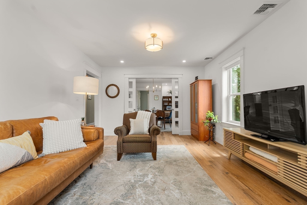 41-43 Elliot St # 2