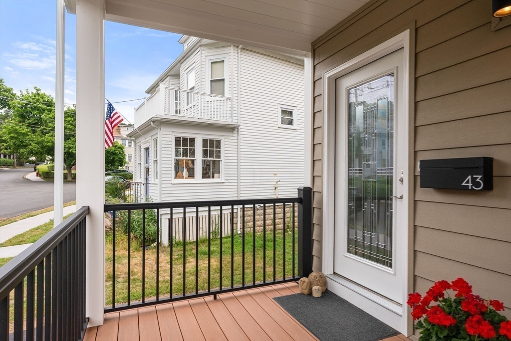 41-43 Elliot St # 2
